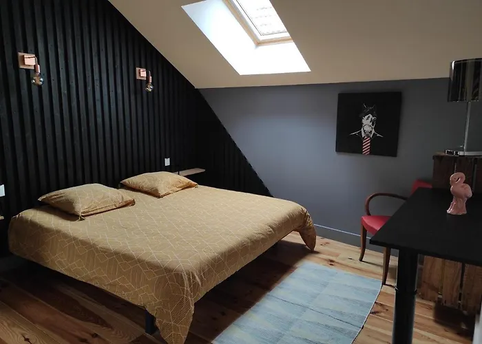 La Petite Roupie Bretteville